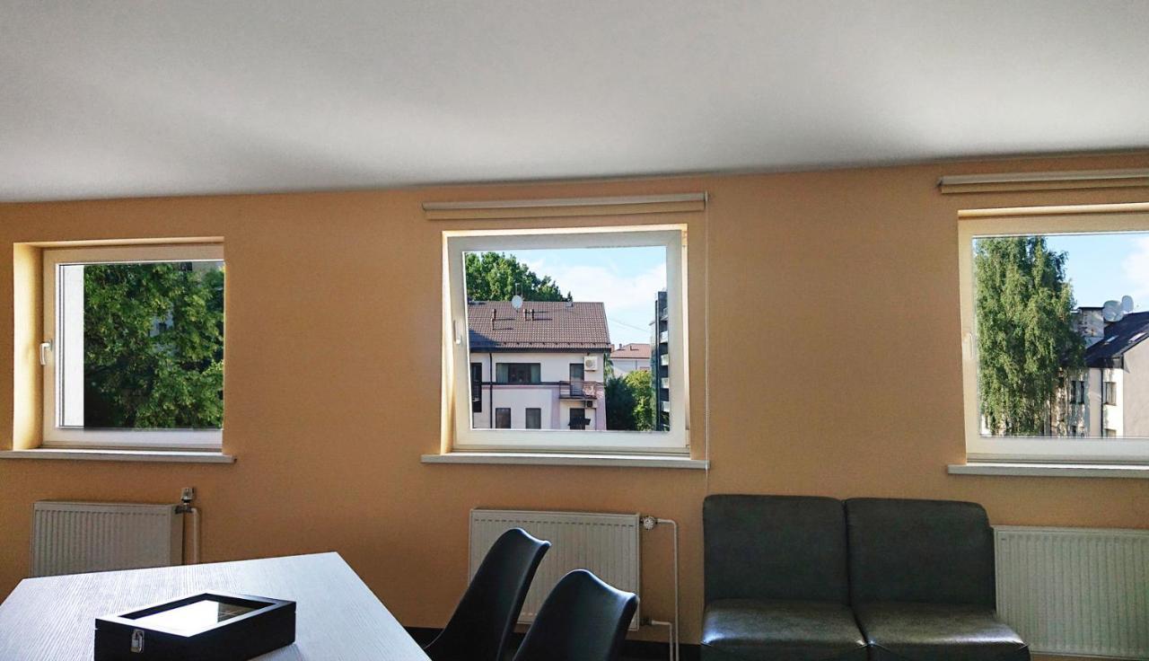 Riga City Center Quiet Apartment With Free Private Parking Εξωτερικό φωτογραφία