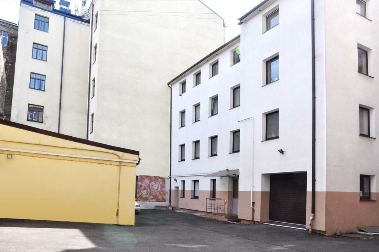 Riga City Center Quiet Apartment With Free Private Parking Εξωτερικό φωτογραφία